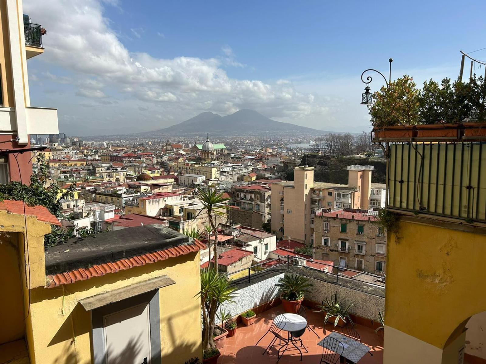 Buonanotte & Buongiorno Guesthouse Napoli Exterior foto